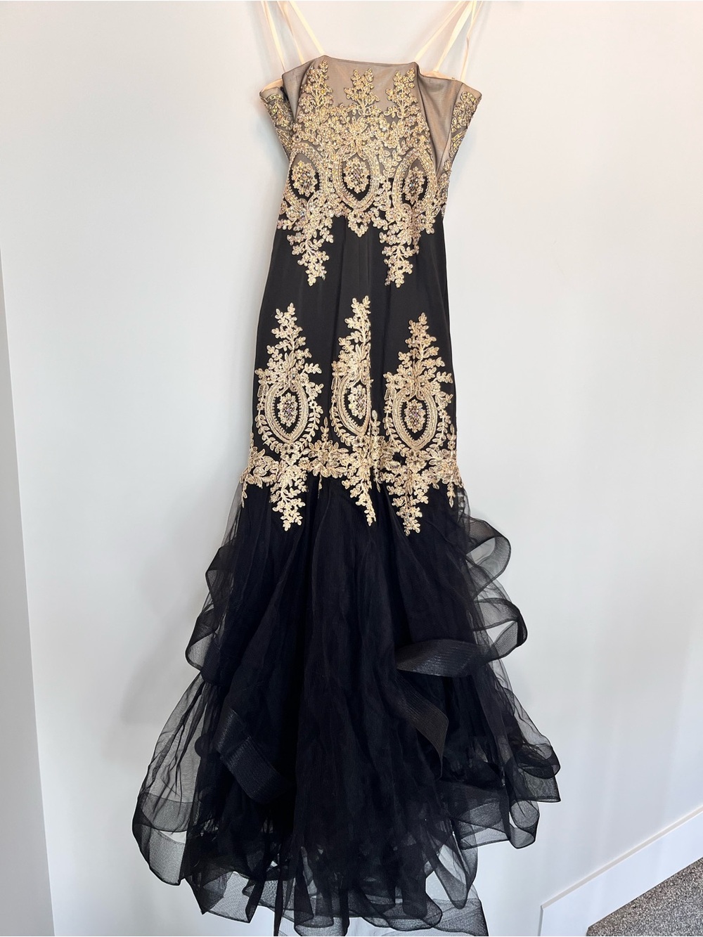Black and Gold Strapless Beaded Mermaid Grad Dress - Size 2 - Picture 9 of 17